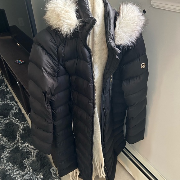 Michael Kors Ultra Light Winter Bomber Jacket - Picture 3 of 3